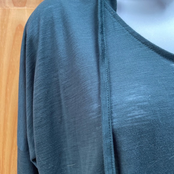 Old Navy Active hoodie - Picture 3 of 4